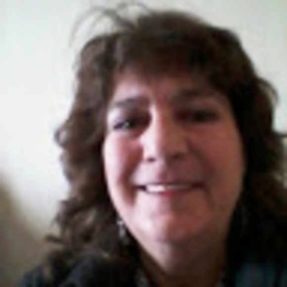 Meet your Posher, Sheila - Picture 1 of 7